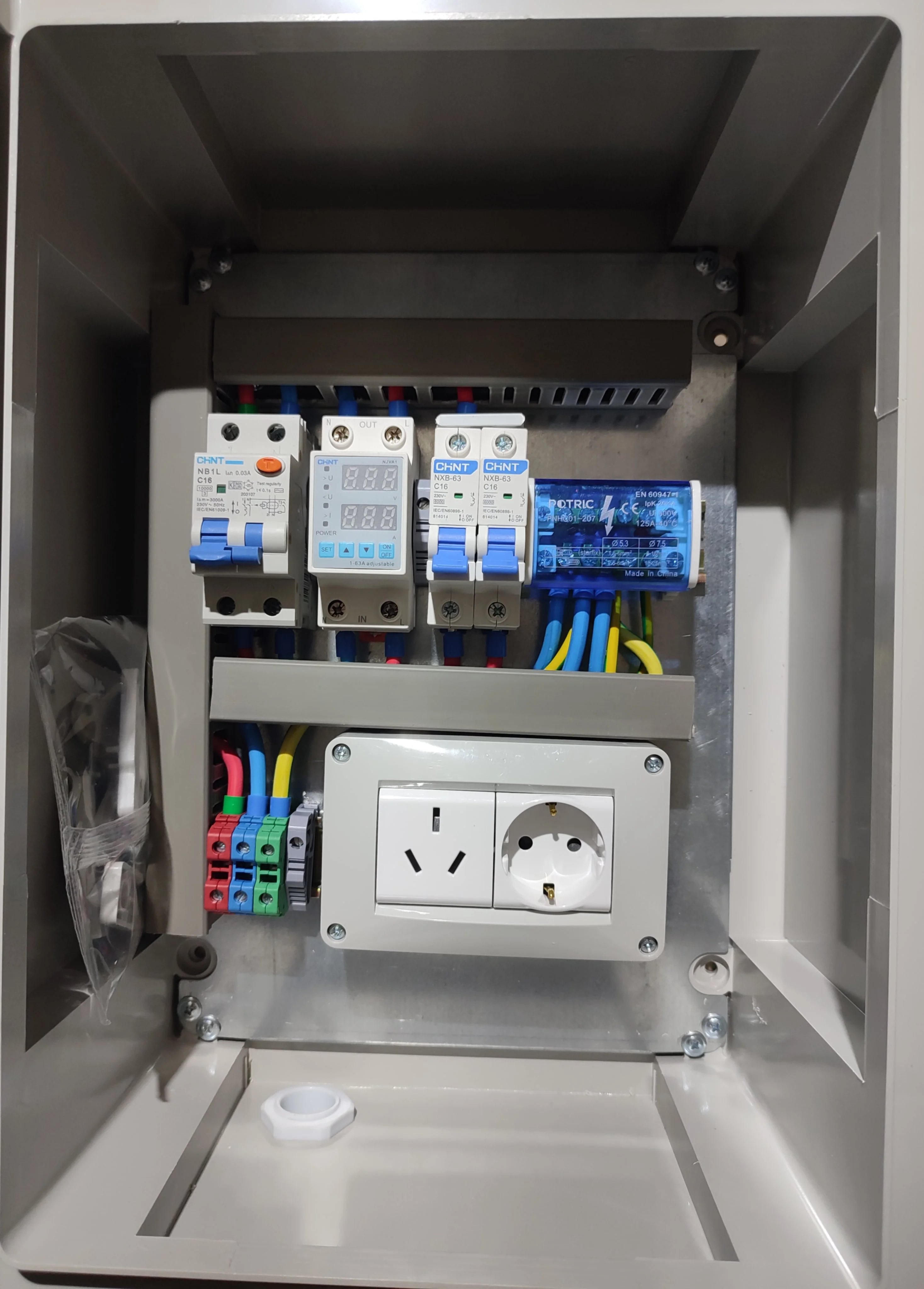 CHİNT markalı detallar + Çin/Avropa Standartı Razetka